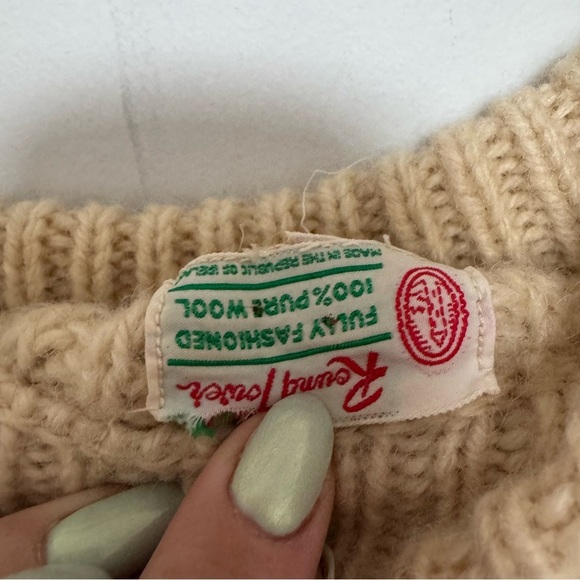 Vintage Irish Wool Cable Knit Sweater – Coastal Academia Vibes M/L - Picture 6 of 7